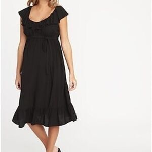 Chic Black Ruffle Maternity Dress